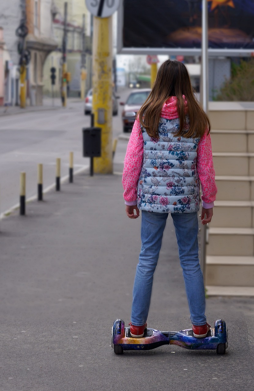 Sur les routes de l'aventure : la magie du hoverboard